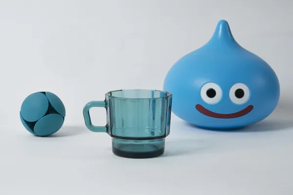 W Glass Blue