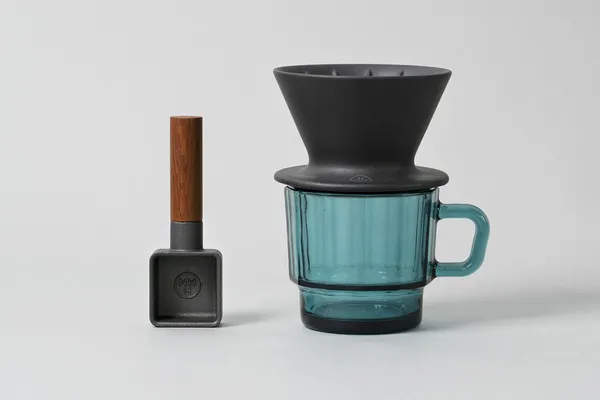 HMM 年度新色 W Glass Blue