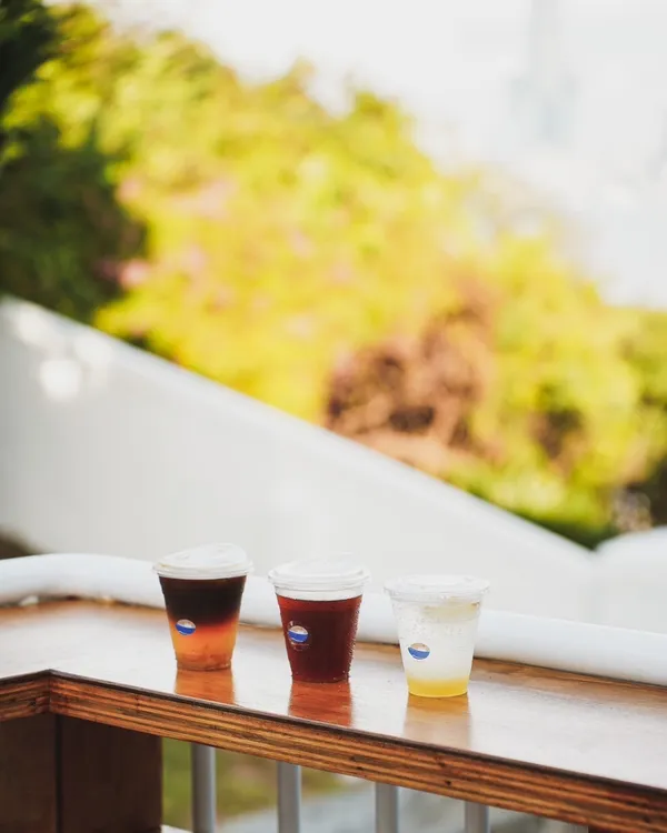 海岸線咖啡「Shoreline Coffee & Roaster」高雄燈塔店
