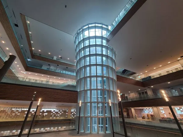 桃園市立圖書館新總館