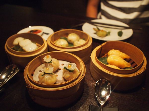  請後輩吃大餐、出門搭計程車，是浪費還是投資？答案取決於一個觀念