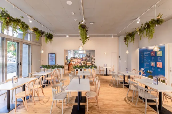 誠品生活時光北屯江興店打造結合藝文特展與美味廚房的「TEA ROOM」(2).jpg