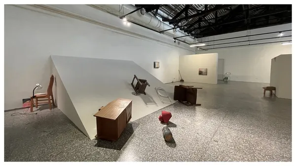 【胡忻儀專欄】藝術策展人筆記：旅行依工作而起，藝術家 Candy Bird 的「Moon / Moon」
