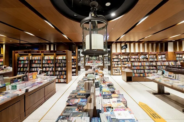 誠品信義店3F書店