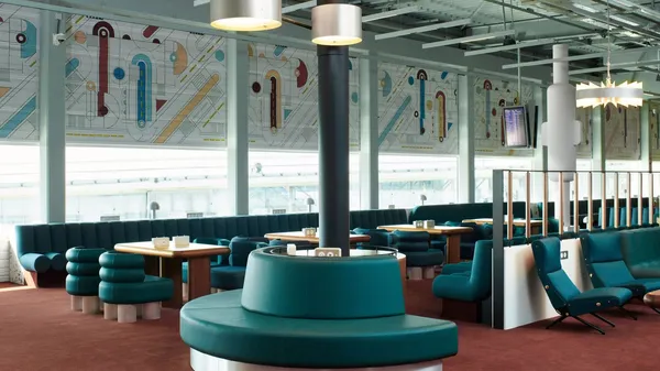 巴黎戴高樂機場「候機室」改裝亮相
