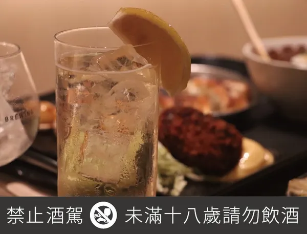 臺虎居餃屋