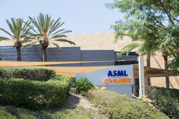  換員工幫主管打考績！ASML 執行長向自肥文化開刀：員工職場滿意度，直接影響高管領多少