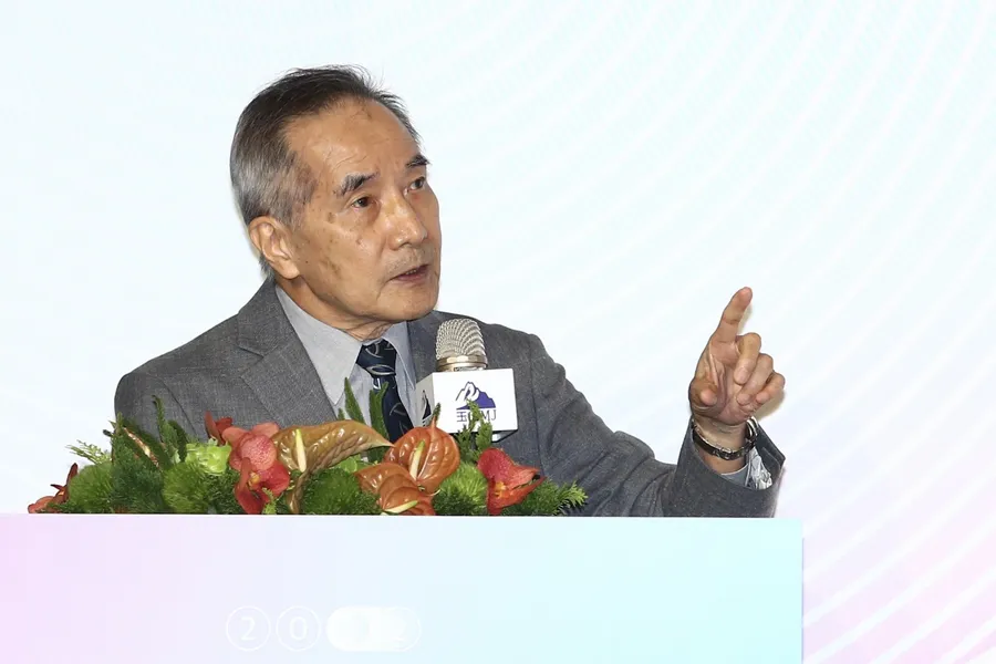 美國限制晶片，反倒刺激中國變更強！林本堅提倡「和平說」：圍堵非最佳方式