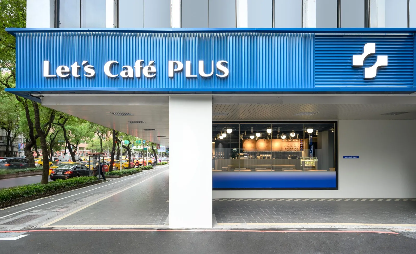 全家跨界開咖啡店！與星巴克同價位，靠 3 優勢搶黑金大餅