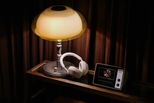 Sony WH-1000XM5-方序中-07