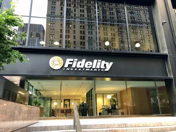 富達（Fidelity）