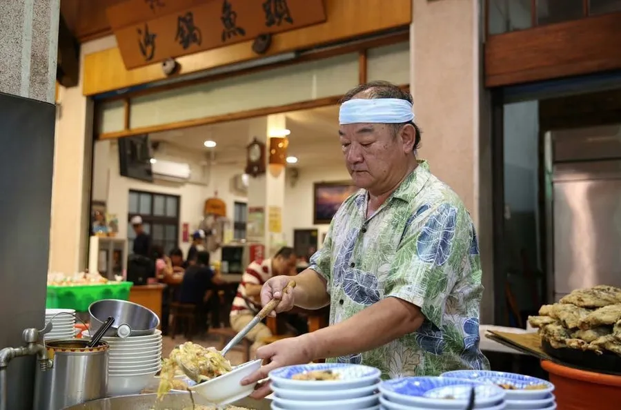 在地小吃怎麼成為年收破億的當紅名店？林聰明沙鍋魚頭、春一枝的轉型之道