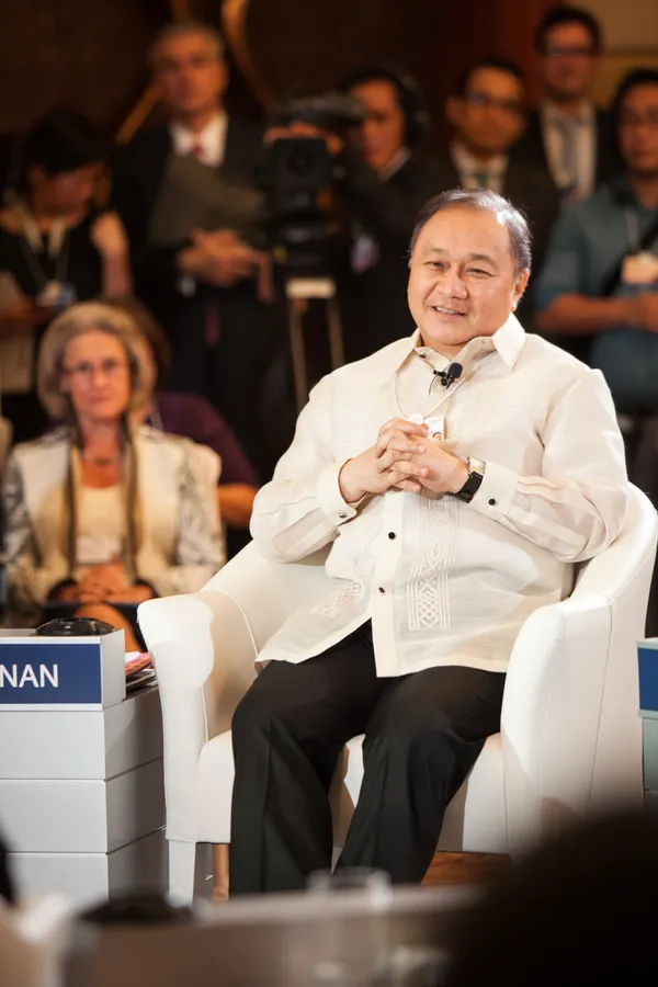 PLDT董事長Manuel V. Pangilinan