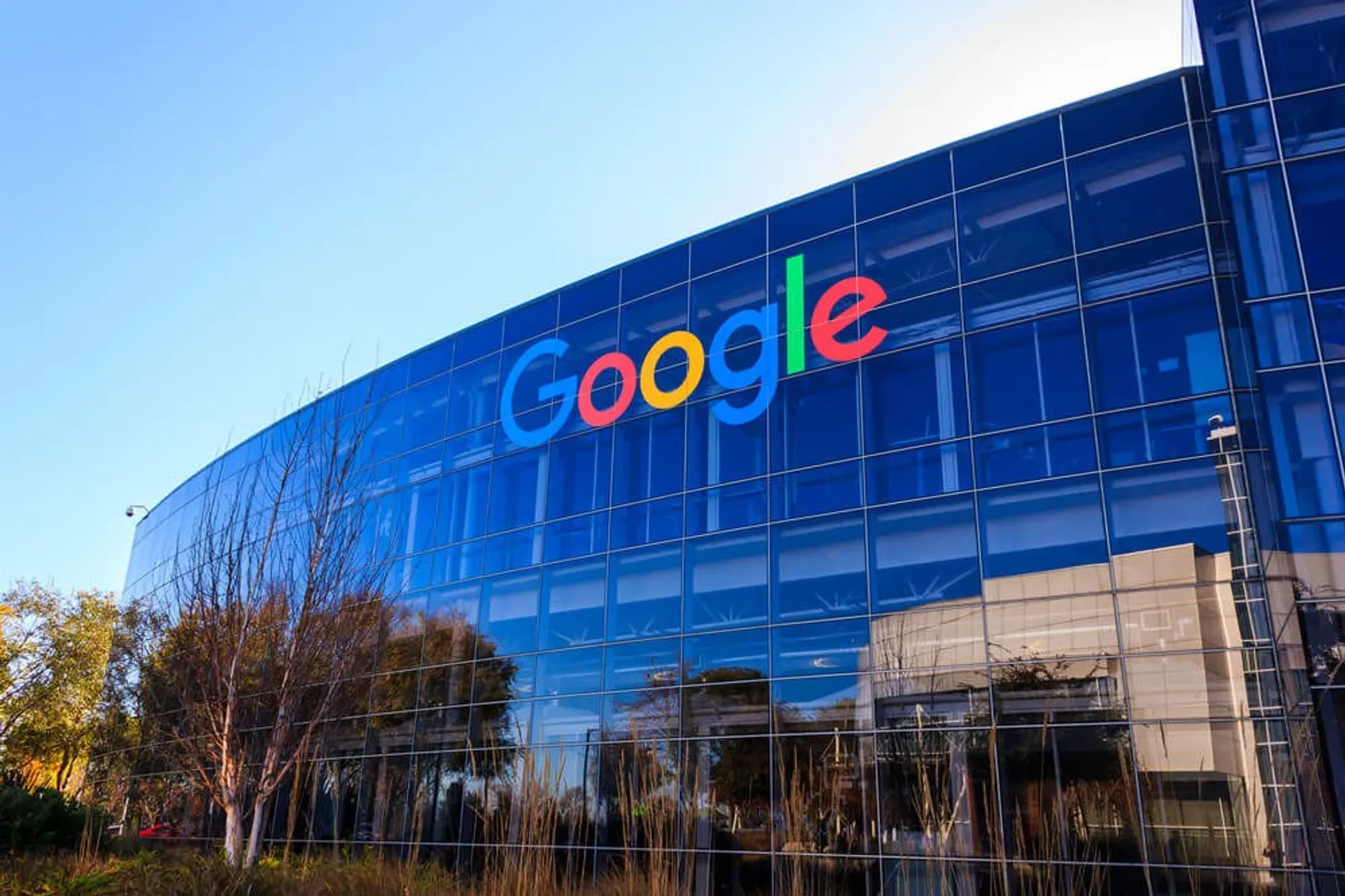 Google 重整部門備戰，全球 AI 競爭進入白刃戰