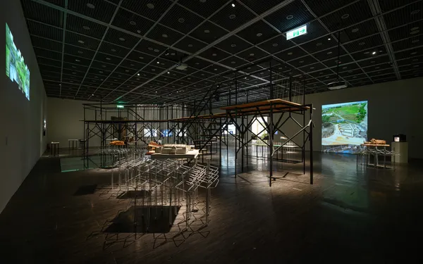 超出建築 —— 田中央＋七位藝術家聯展