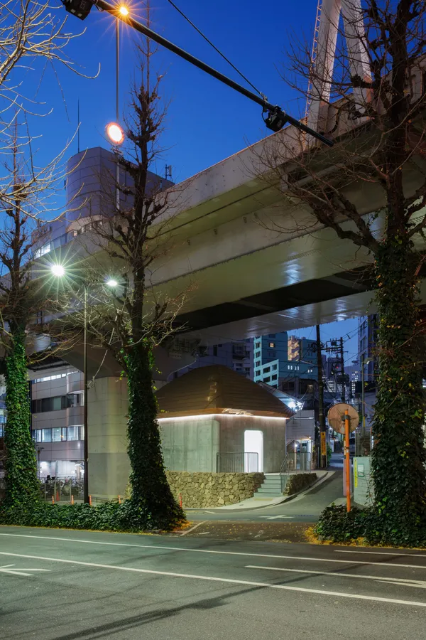 the tokyo toilet 裏參道