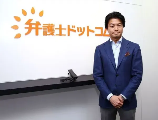 日本近半數律師都在這！律師.COM打造「法律問題資料庫」，吸引20萬付費會員 