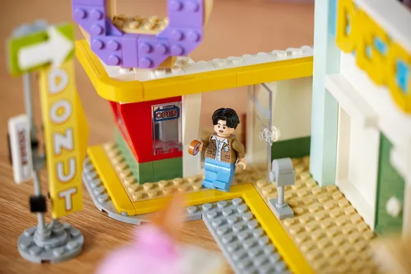 LEGO Ideas 防彈少年團 Dynamite 盒組