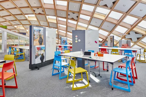 MOT明日選品-Vitra