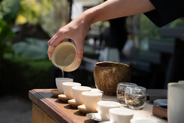 飛花落院