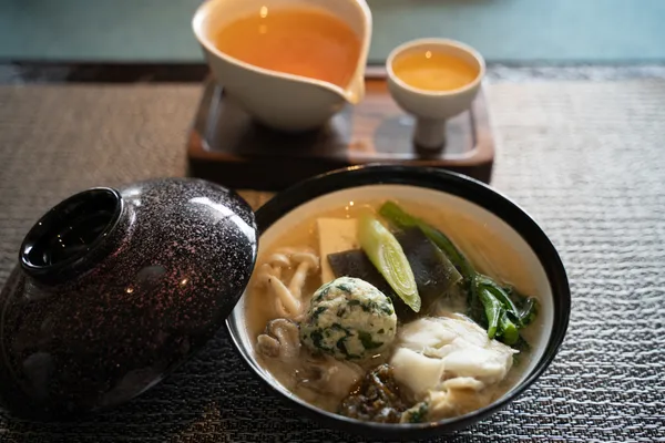 飛花落院