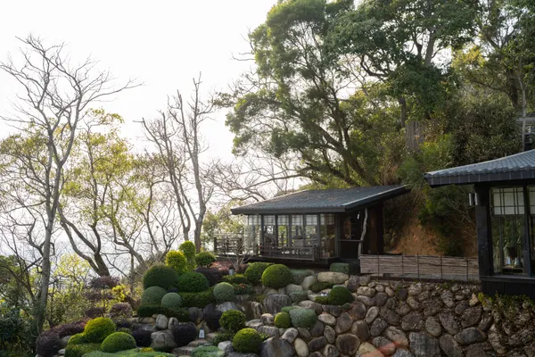飛花落院