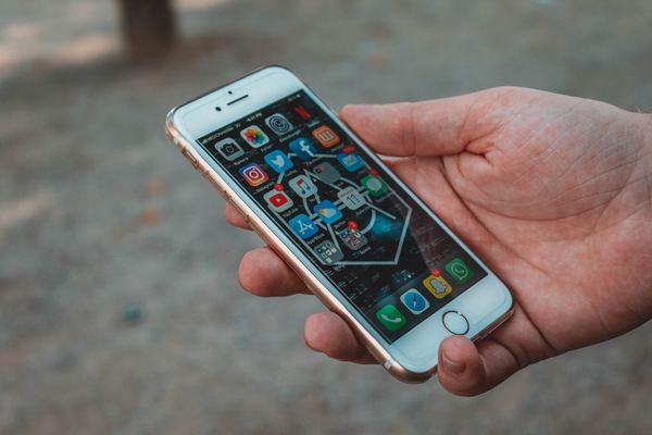  iPhone 曾被管理大師克里斯汀生看衰！關於「破壞性創新」最難懂的 3 個真相