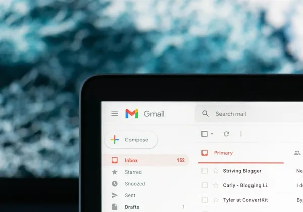突襲微軟！Google Workspace升級AI功能：Gmail秒回、簡報輕鬆生成 