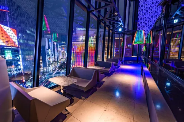 RAISE_店内_2.jpg