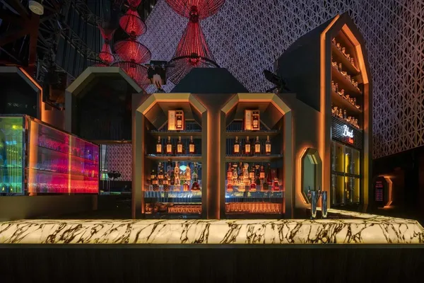 RAISE_BLACK BAR (1).jpg