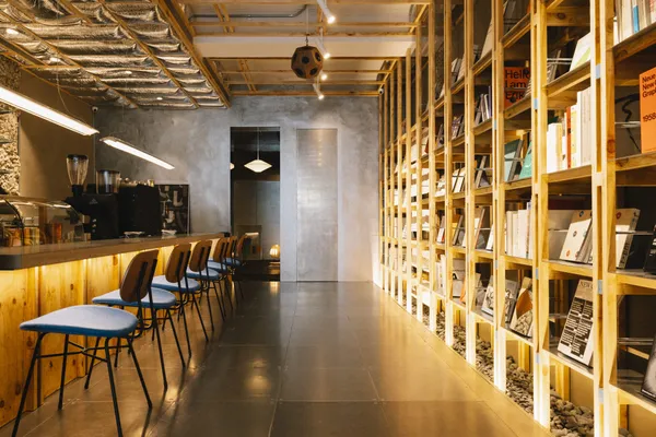 重本書店空間.jpg