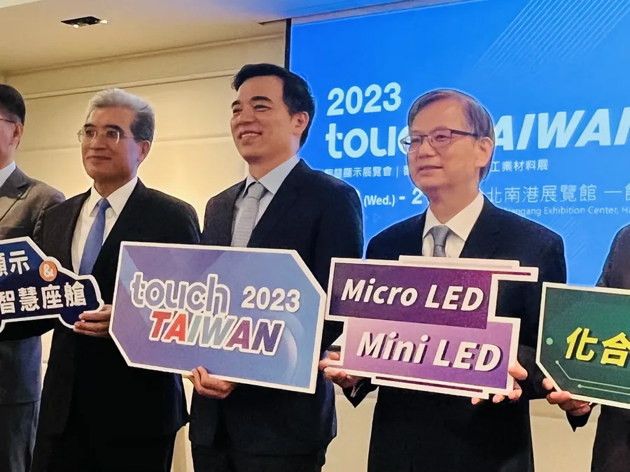 2023是Micro LED量產元年！面板雙虎親回應關廠風波，為何說「春天來了」？