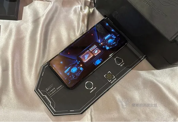 ROG Phone 7 Ultimate