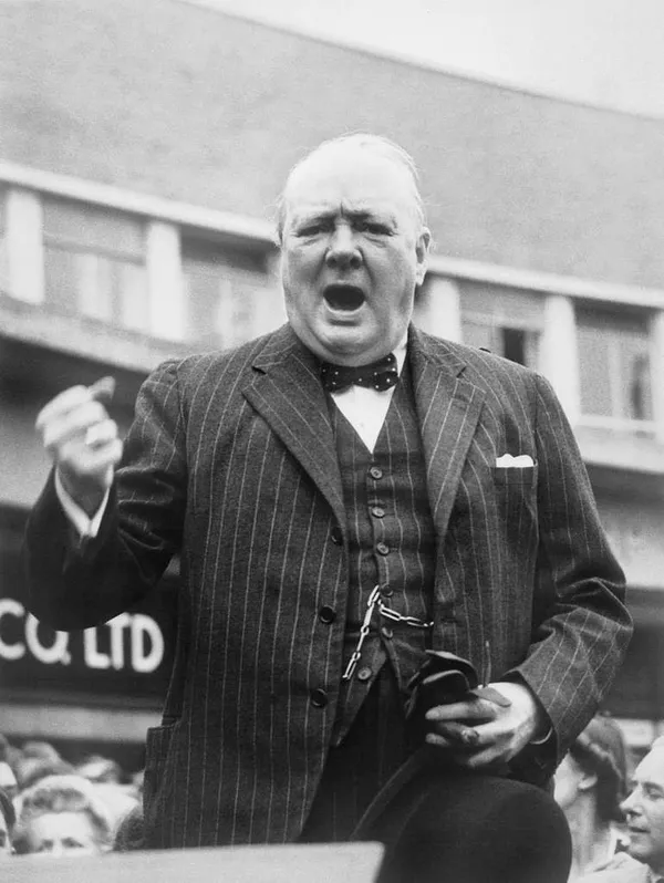 winston-churchill-during-the-general-election-camp