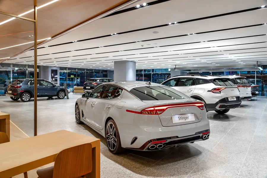 尚騰汽車集團拿下KIA經銷權！砸千萬打造「新莊展示中心」，亮點一次看
