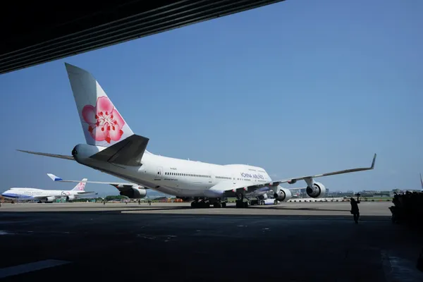 頤宮攜手華航推出飛機餐