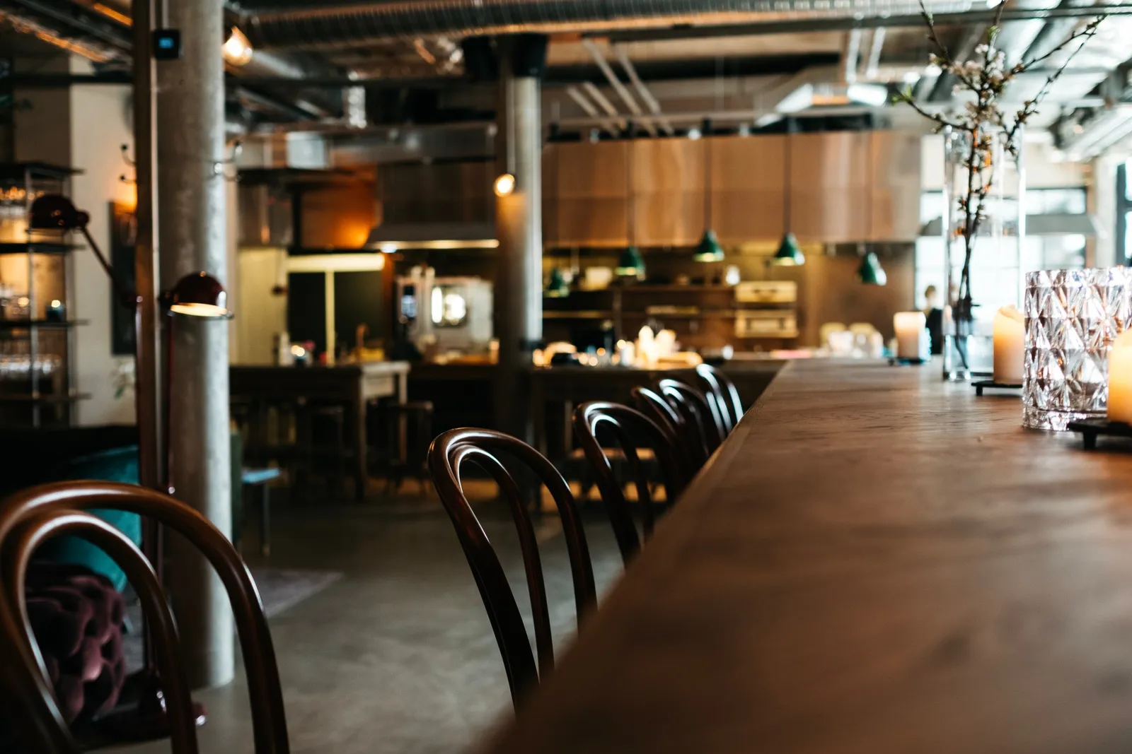 限溫令沒要開罰，業者先做再說！圓山飯店靠這招年省 600 萬，學者開節能 3 帖藥