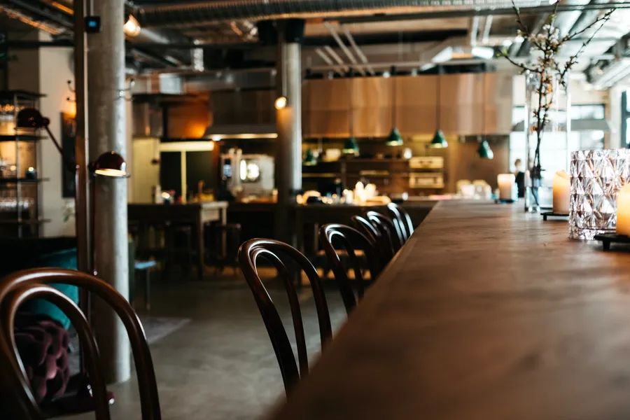 限溫令沒要開罰，業者先做再說！圓山飯店靠這招年省 600 萬，學者開節能 3 帖藥