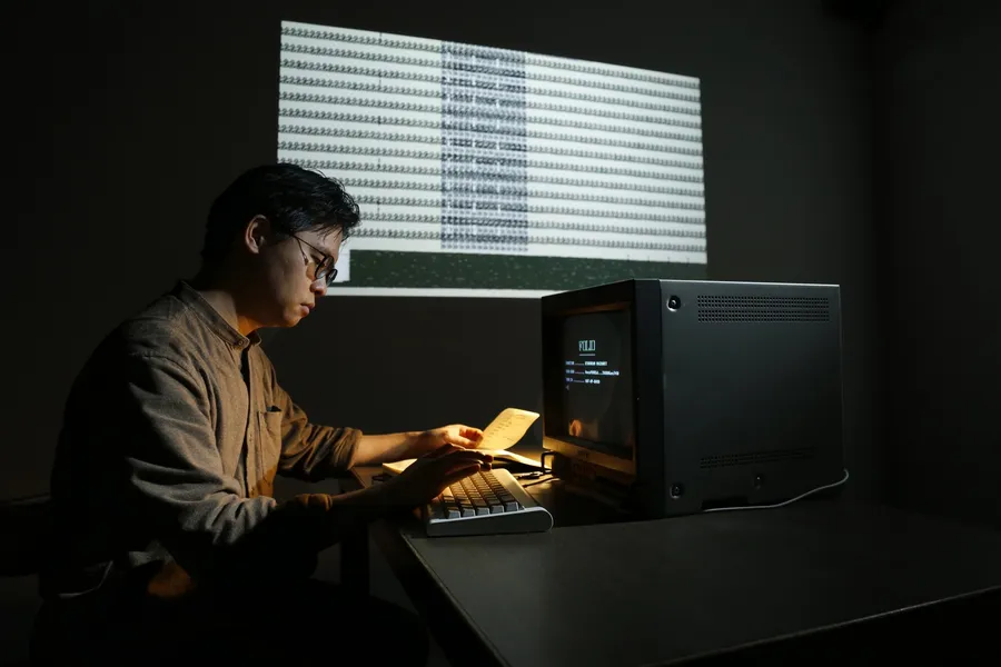 【專訪】程式碼是畫筆、AI是藝術家助手！抽象「生成式藝術」崛起，跟區塊鏈之間有何關係？