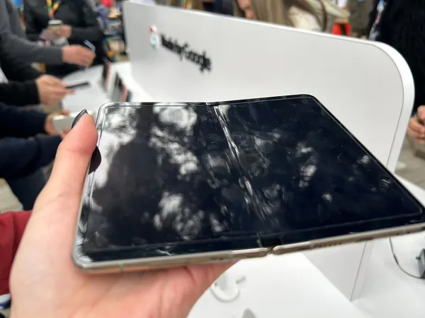 Google摺疊機Pixel Fold