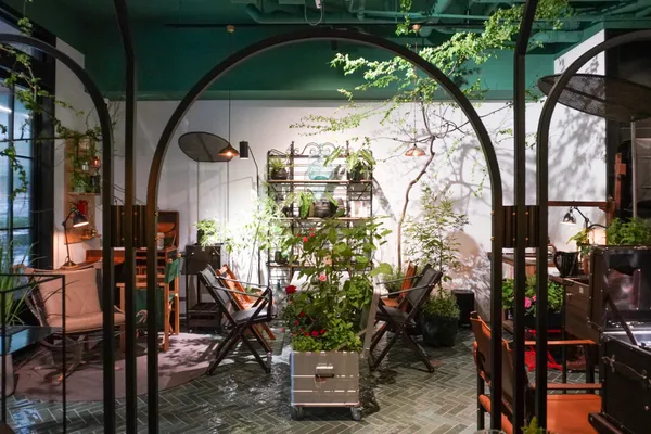 火山口下的花茶店CNSalon5.jpg