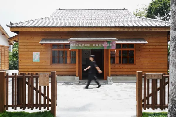 嘉義「城市公園野草學」特展