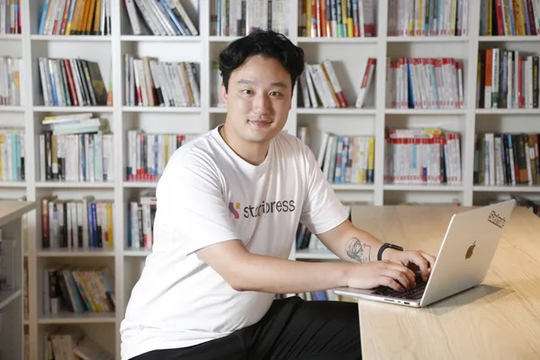 所有企業都要經營「內容」！入選富比士30 under 30的Storipress怎麼讓寫文章不再困難？ 