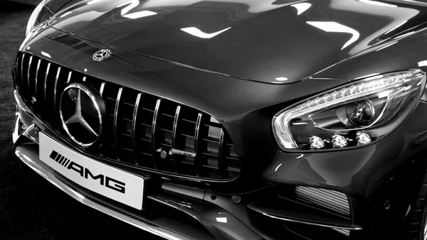 mercedes-benz 賓士