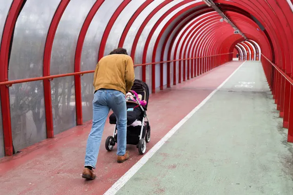 Eoin Carey 攝影集《Father》