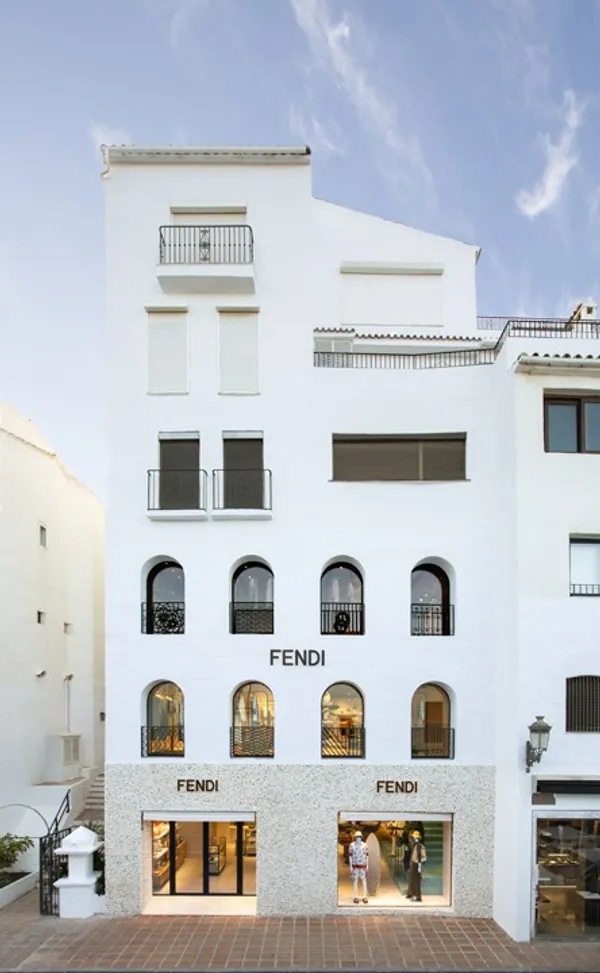 FENDI_P~1.jpg