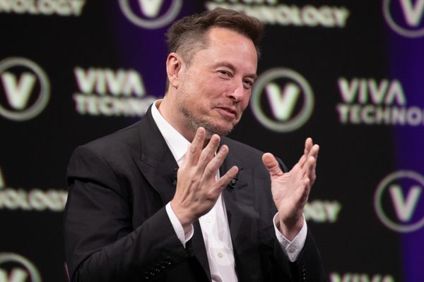  不只靠火箭上太空賺錢！SpaceX 難以被複製的護城河，為何會落在一座 AI 機房？