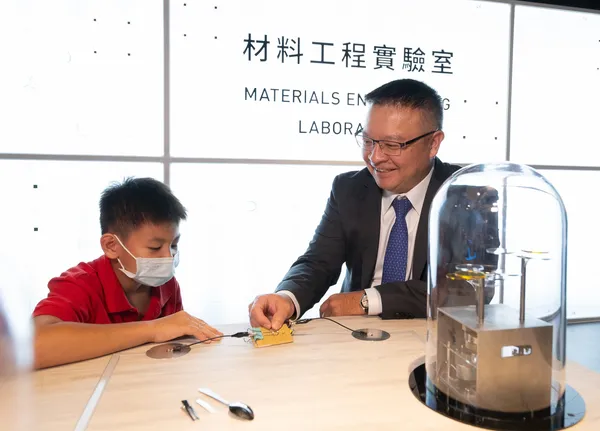 應材台灣區總裁余定陸