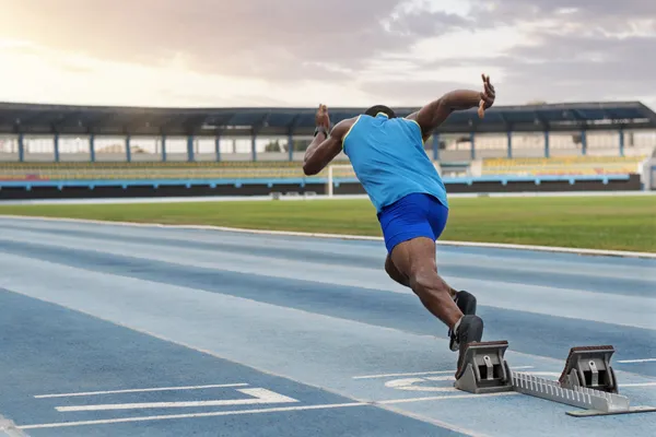 athlete-starting-line-stadium