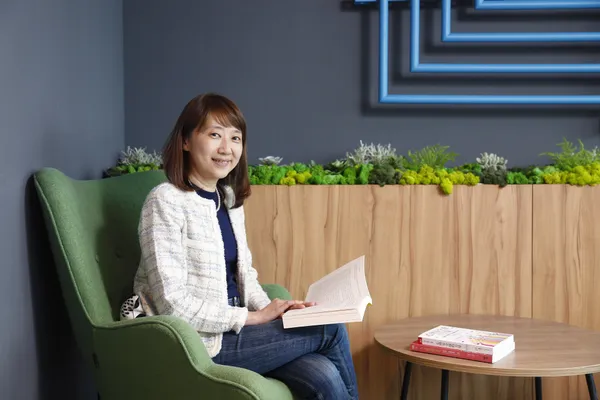 Google台灣總經理私房書單公開！林雅芳：20歲遇見這本書，至今仍覺得受用 